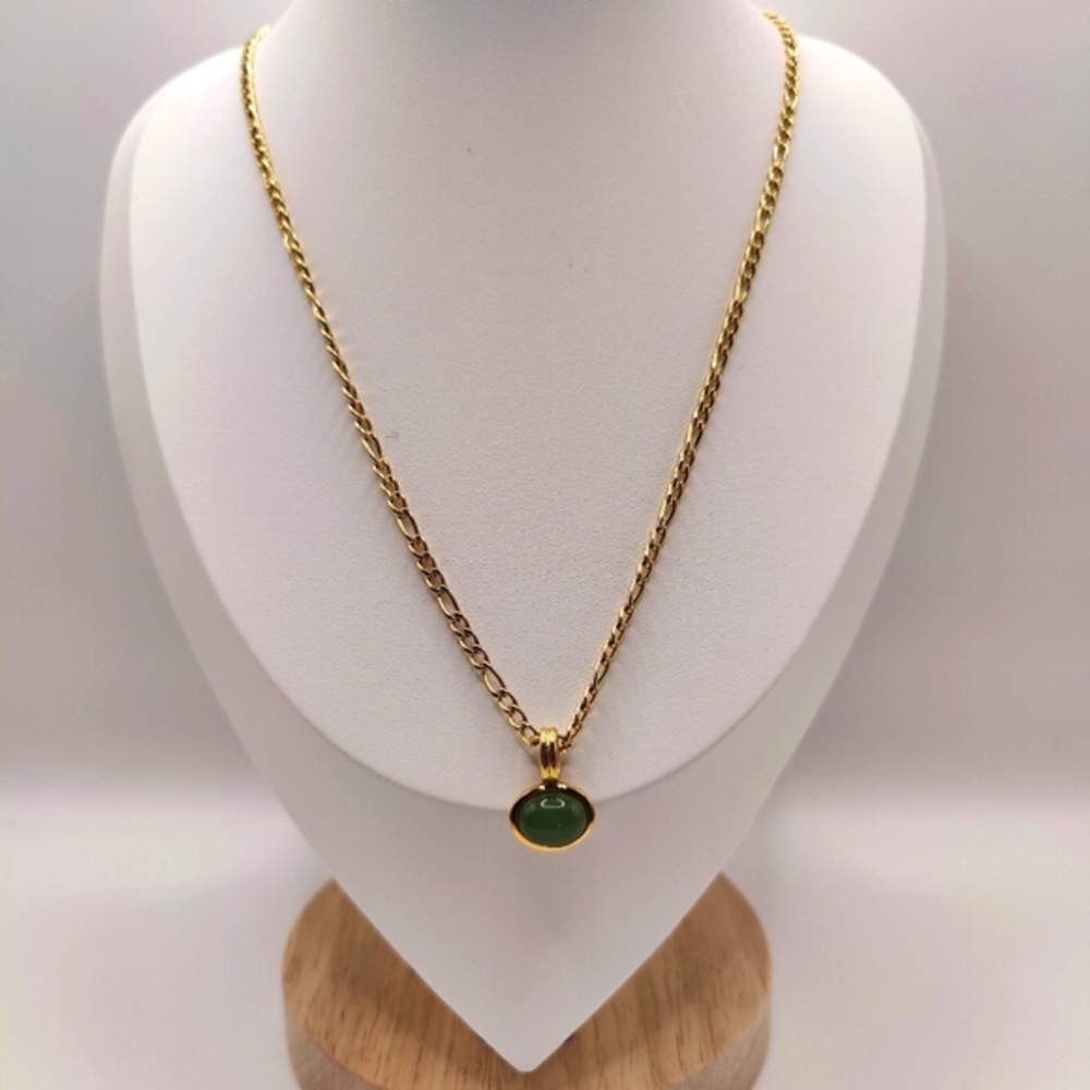 18k Gold Filled Necklace with Green Jade Pendant - Picture 4 of 10
